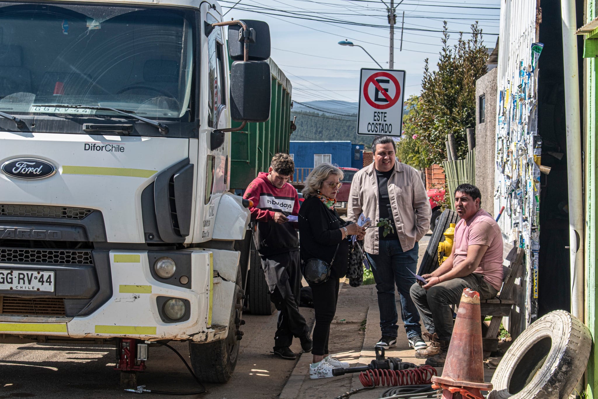 En este momento estás viendo Recorrido por villas aledañas a Avenida Cáhuil